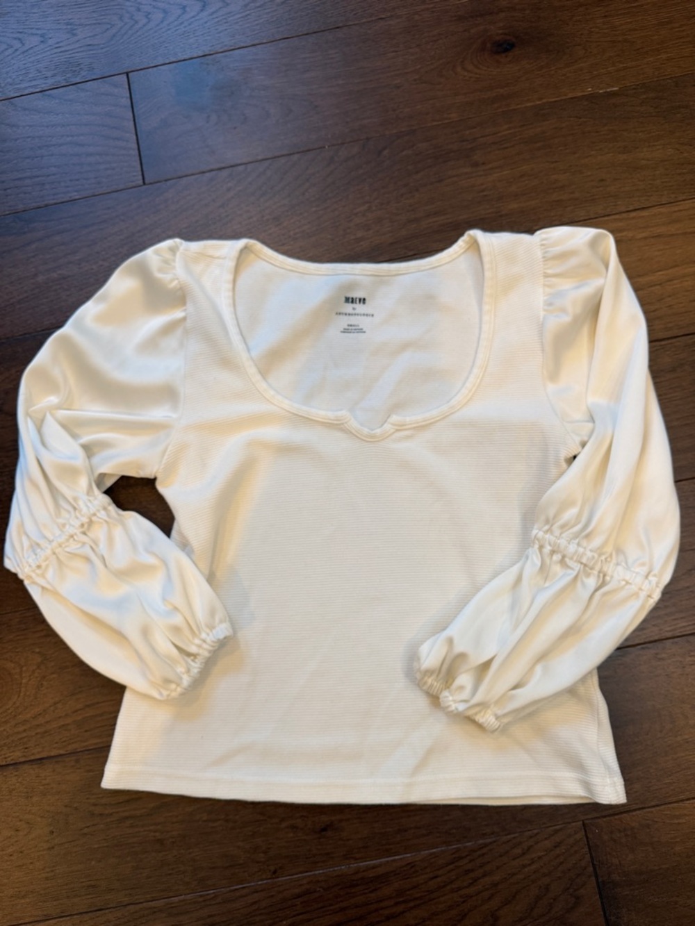 Maeve by Anthropologie Cream Scoop Neck Top - Small - C33-011
